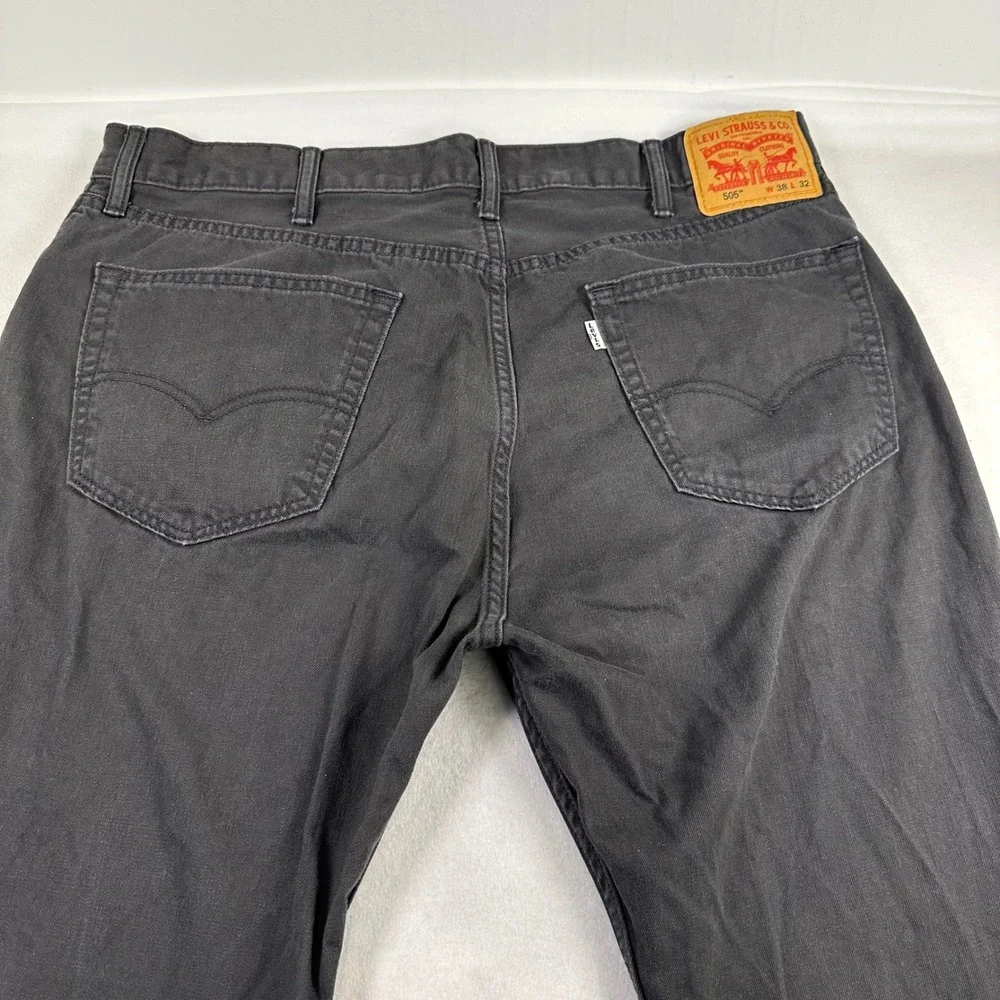 Levis 505 Regular Fit Jeans Mens 38x32 Gray Straight Leg Denim Pants 00505-0716
